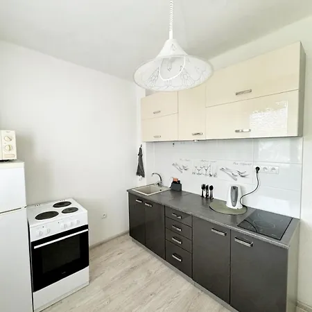 Utulny Byt Blizko Centra - 24h Self Check-in Appartement Banská Bystrica