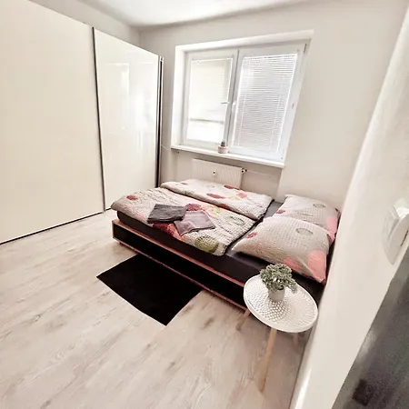 Utulny Byt Blizko Centra - 24h Self Check-in Appartement *